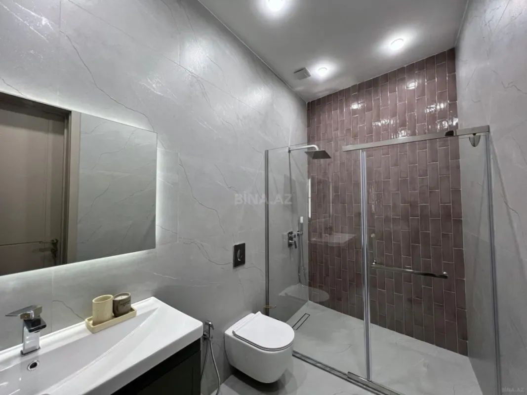 Satılır 4 otaqlı həyət evi 220 m²