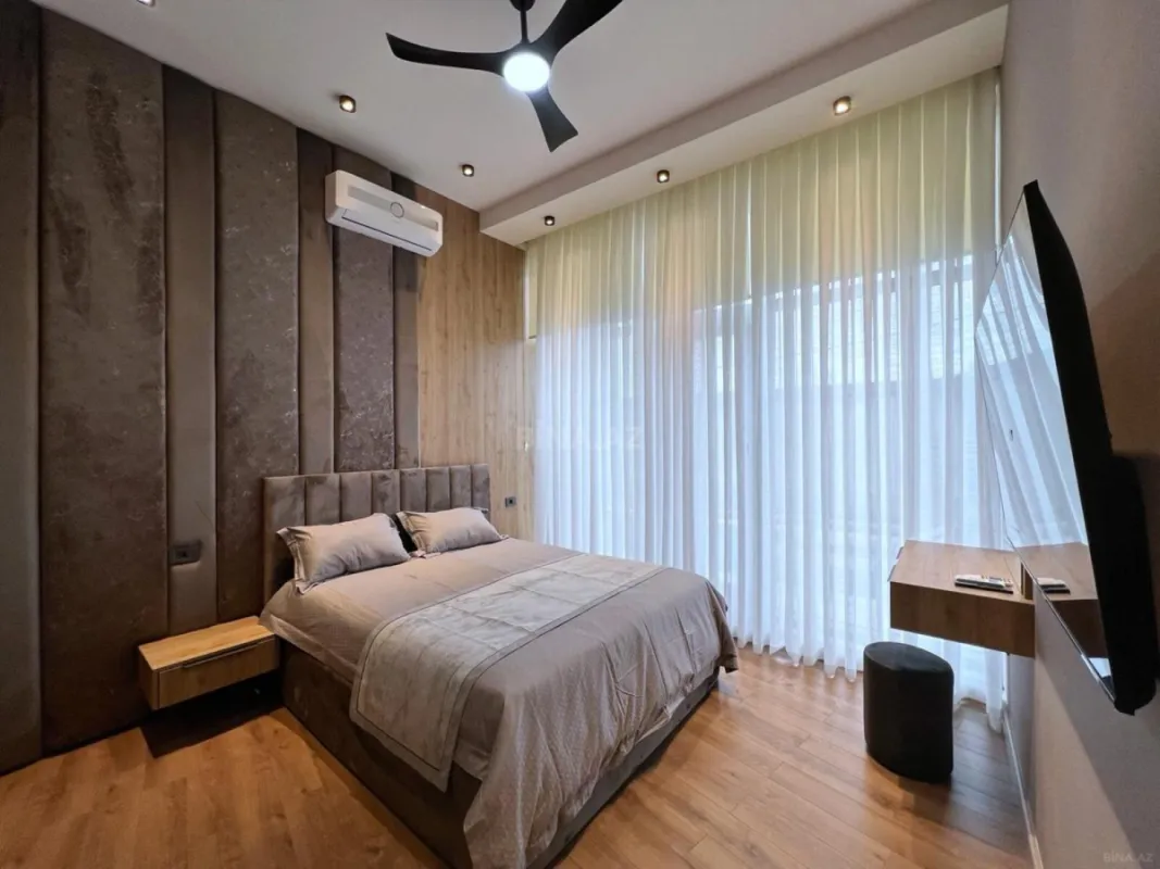 Satılır 4 otaqlı həyət evi 220 m²