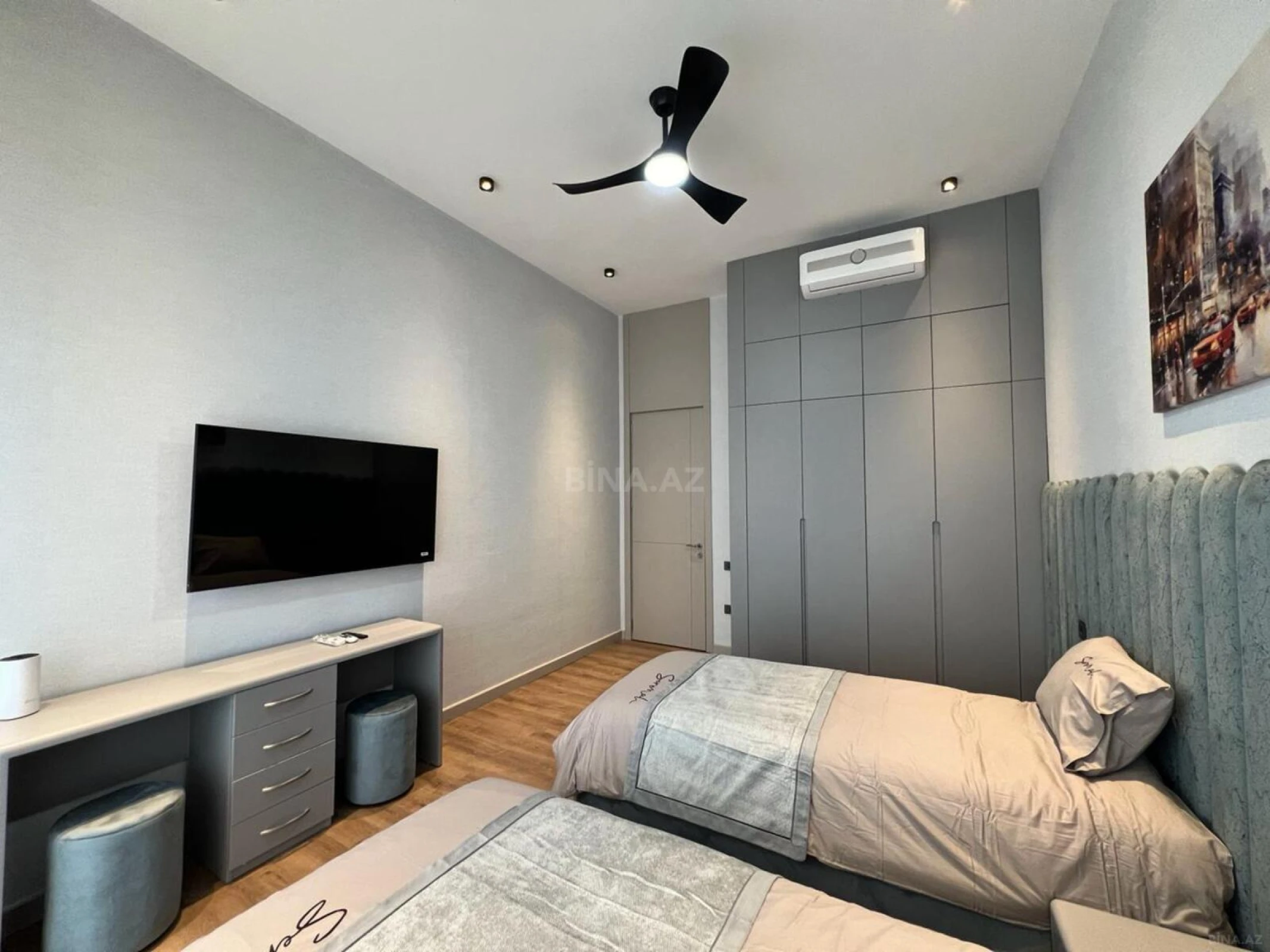 Satılır 4 otaqlı həyət evi 220 m²