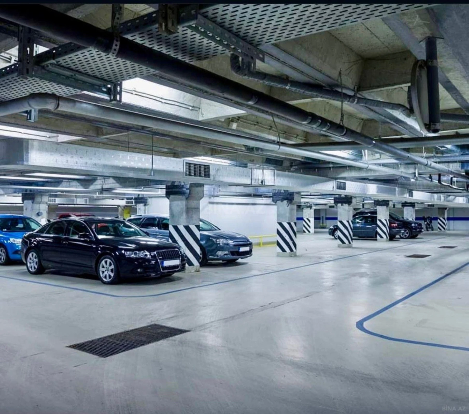 Satılır 3 otaqlı mənzil 126 m²