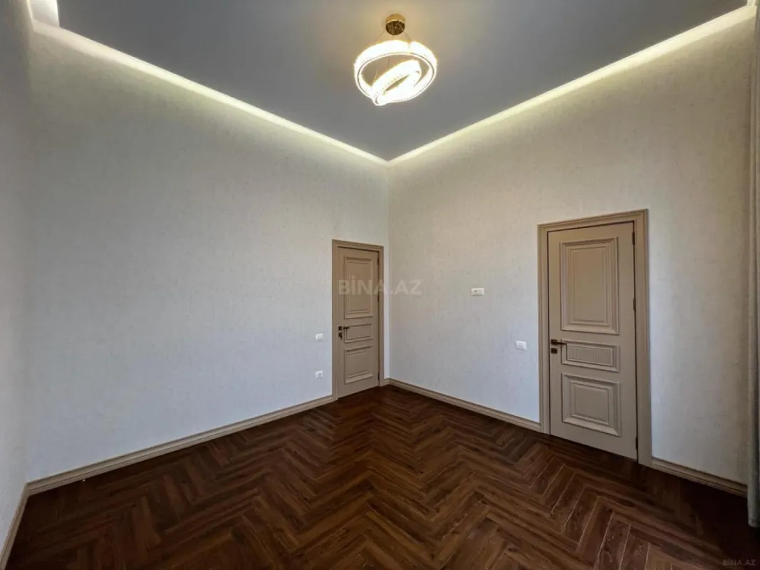 Satılır 4 otaqlı həyət evi 200 m²