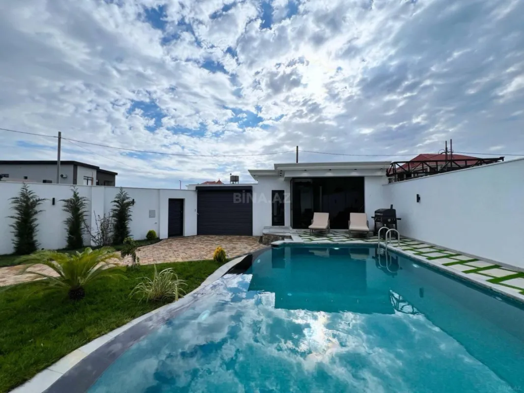 Satılır 4 otaqlı həyət evi 200 m²