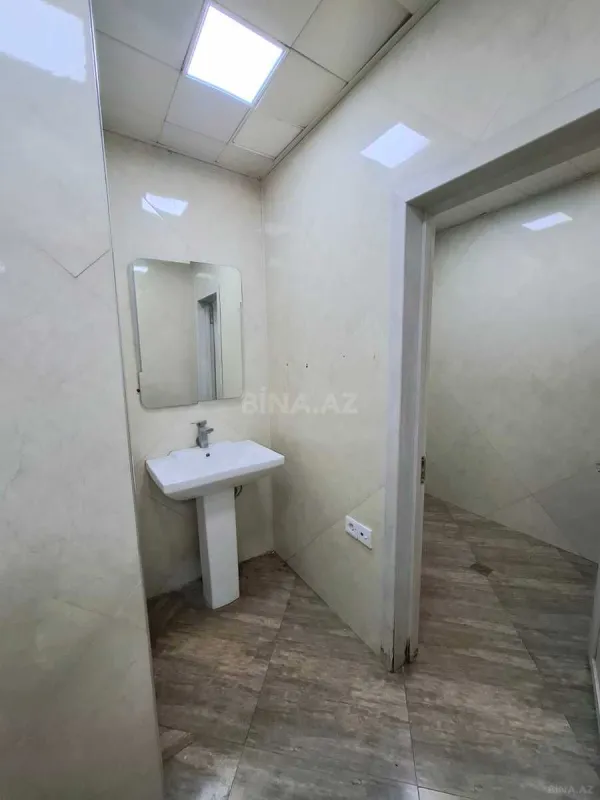 Kirayə verilir 8 otaqlı ofis 280 m²