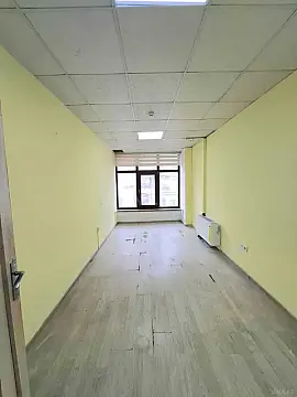 Kirayə verilir 8 otaqlı ofis 280 m²