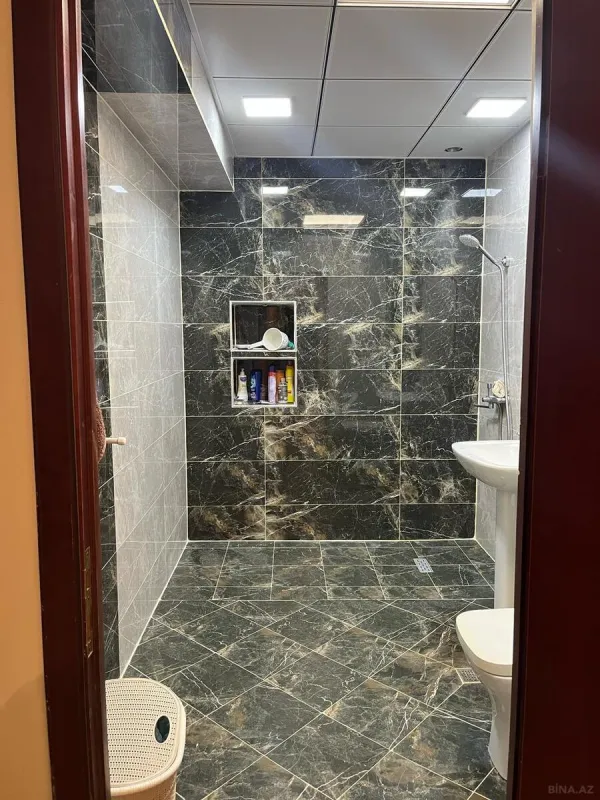 Satılır 2 otaqlı mənzil 70 m²