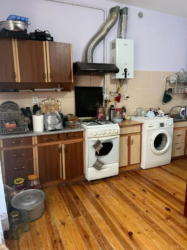 Satılır 2 otaqlı mənzil 70 m²