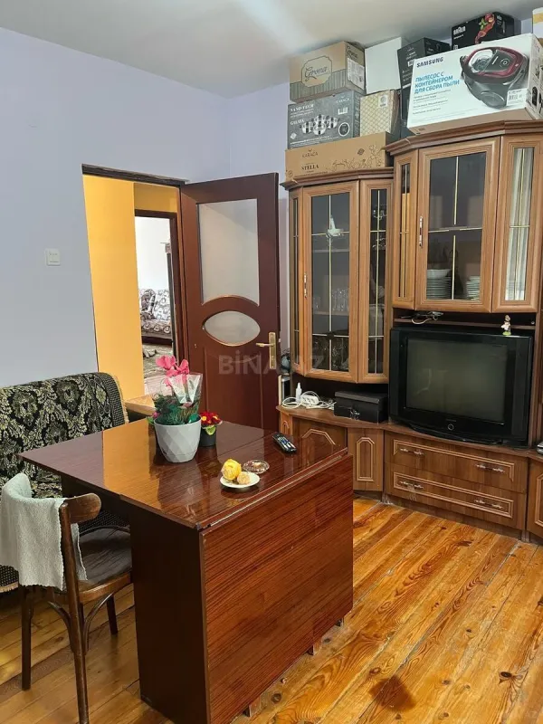 Satılır 2 otaqlı mənzil 70 m²