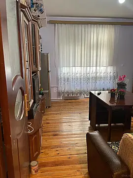 Satılır 2 otaqlı mənzil 70 m²