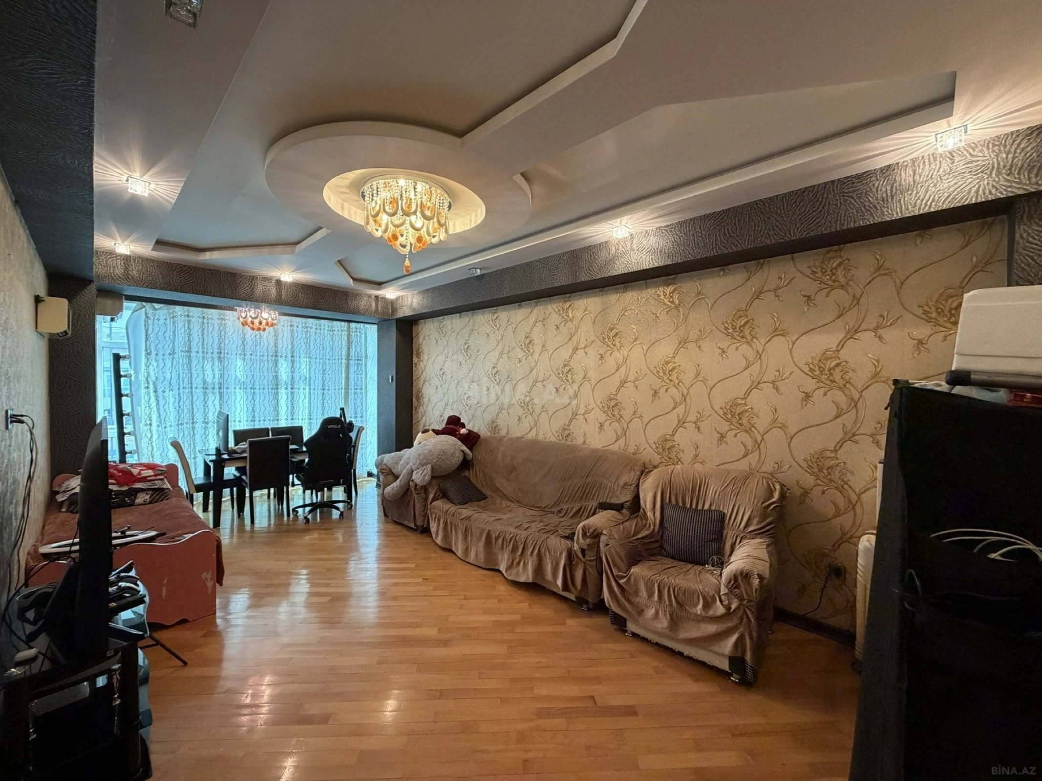 Satılır 2 otaqlı mənzil 95 m²