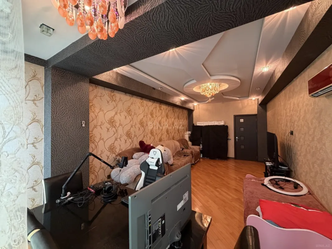 Satılır 2 otaqlı mənzil 95 m²