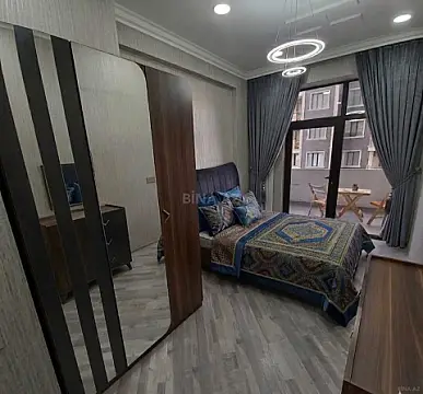 Kirayə verilir 2 otaqlı mənzil 62 m²