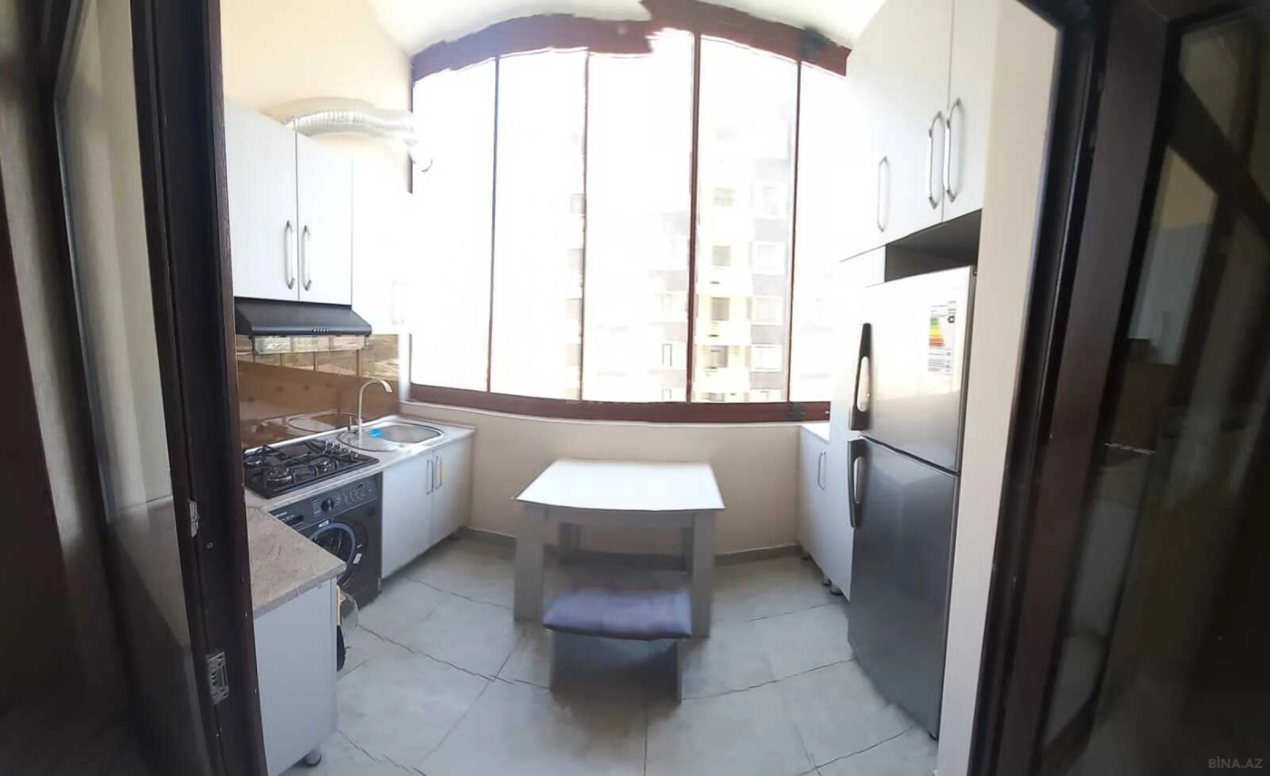 Kirayə verilir 2 otaqlı mənzil 62 m²