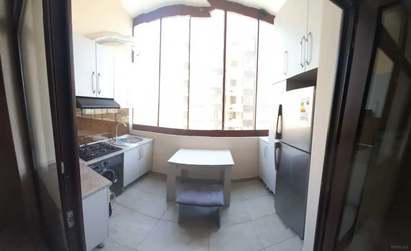 Kirayə verilir 2 otaqlı mənzil 62 m²