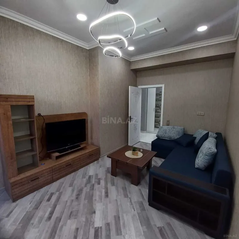 Kirayə verilir 2 otaqlı mənzil 62 m²