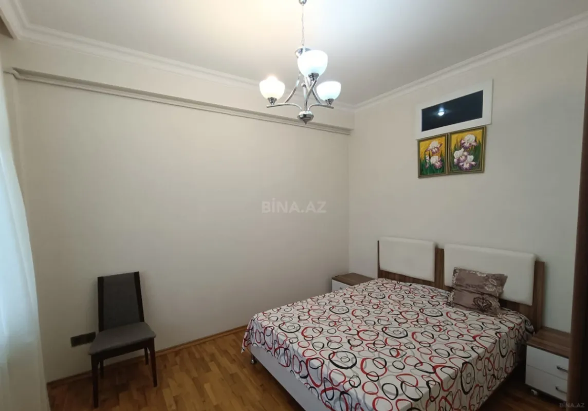 Kirayə verilir 2 otaqlı mənzil 70 m²