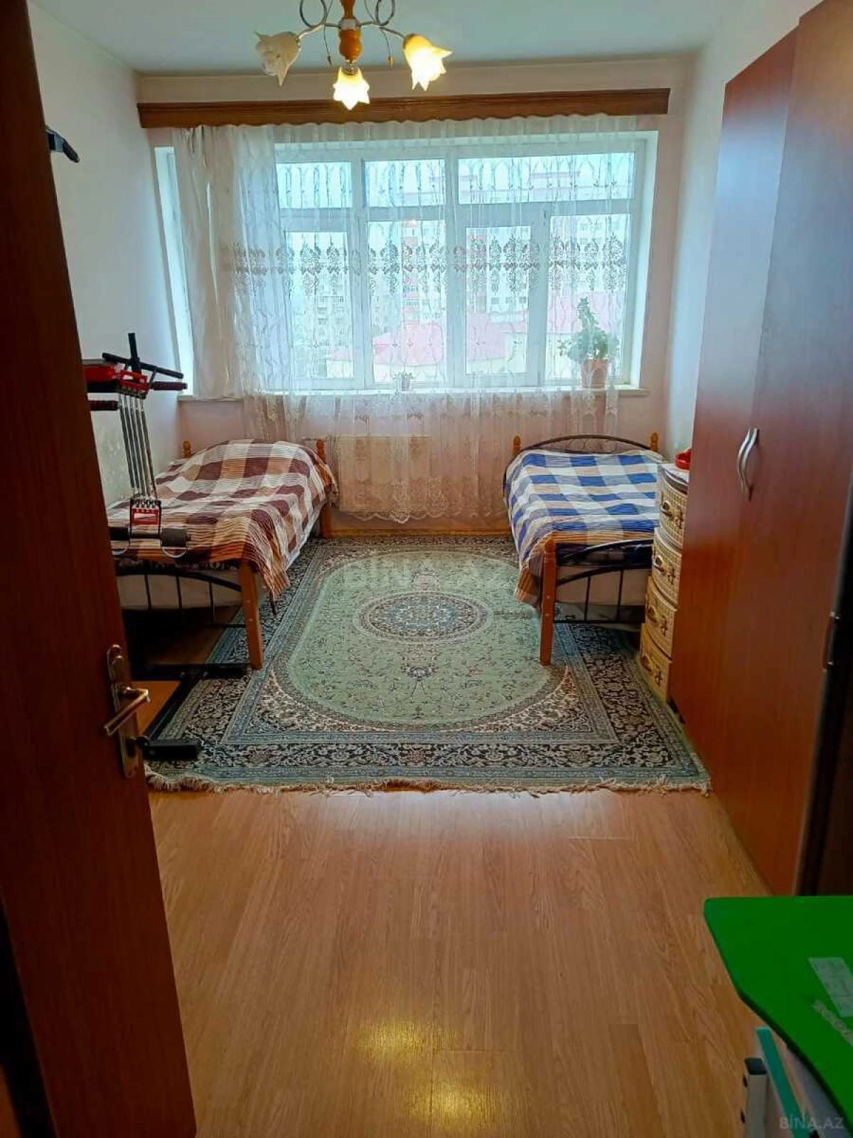 Satılır 3 otaqlı mənzil 96 m²