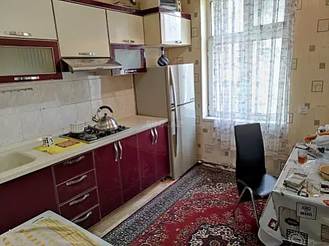 Kirayə verilir 3 otaqlı mənzil 80 m²