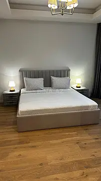 Satılır 2 otaqlı mənzil 117 m²