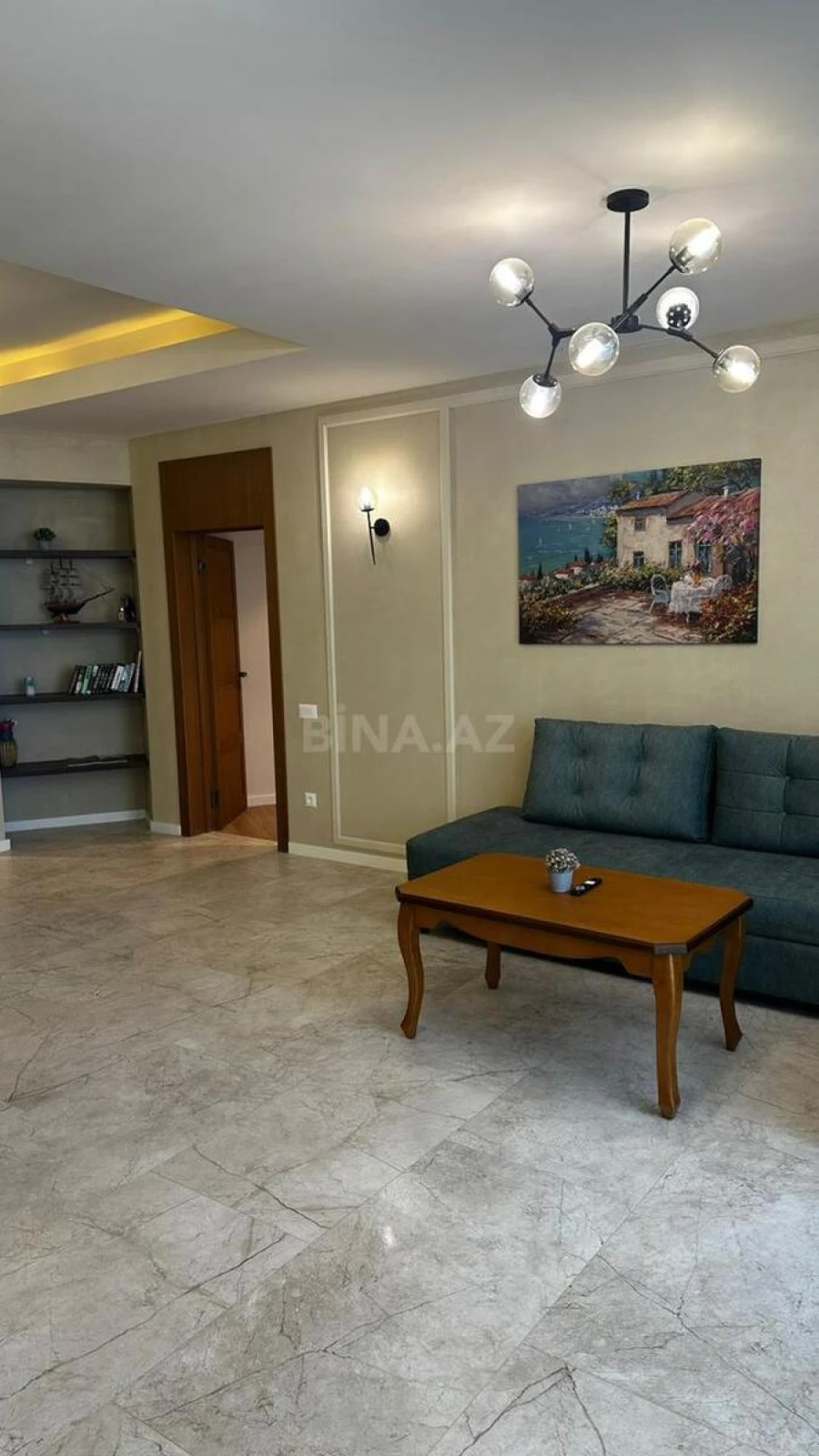 Satılır 2 otaqlı mənzil 117 m²
