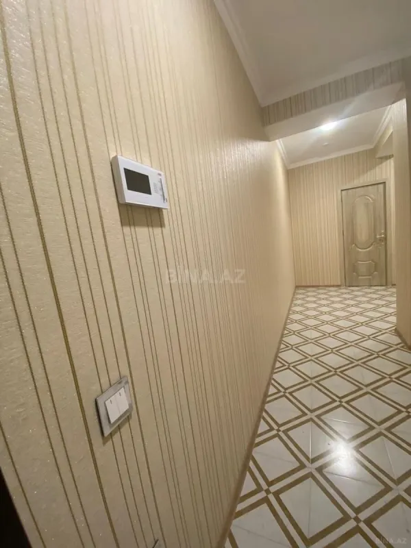 Kirayə verilir 2 otaqlı mənzil 98 m²