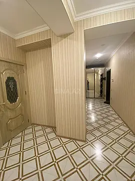 Kirayə verilir 2 otaqlı mənzil 98 m²