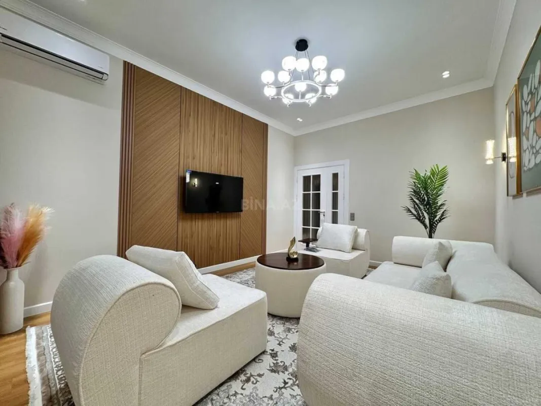 Kirayə verilir 2 otaqlı mənzil 70 m²