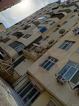 Satılır obyekt 28 m²