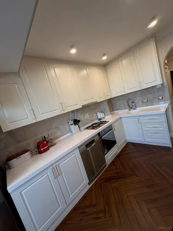 Satılır 2 otaqlı mənzil 73 m²