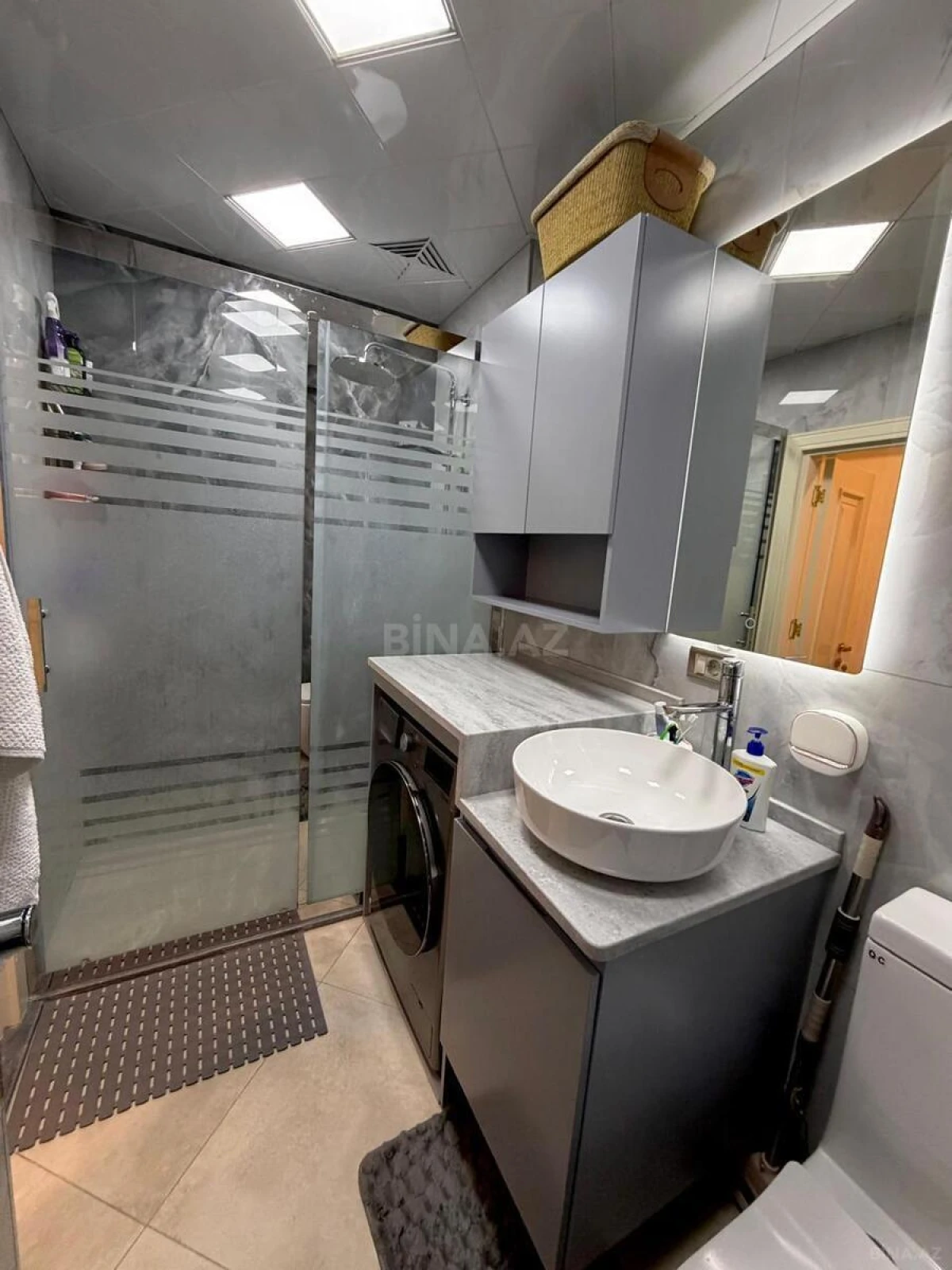 Satılır 2 otaqlı mənzil 73 m²