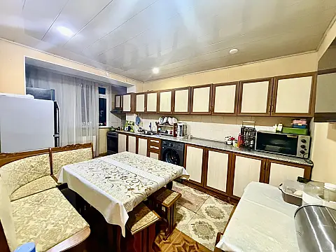 Satılır 3 otaqlı mənzil 95 m²