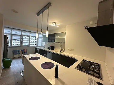 Kirayə verilir 2 otaqlı mənzil 75 m² — Bakı, Nərimanov 2 otaq 75.00 m²