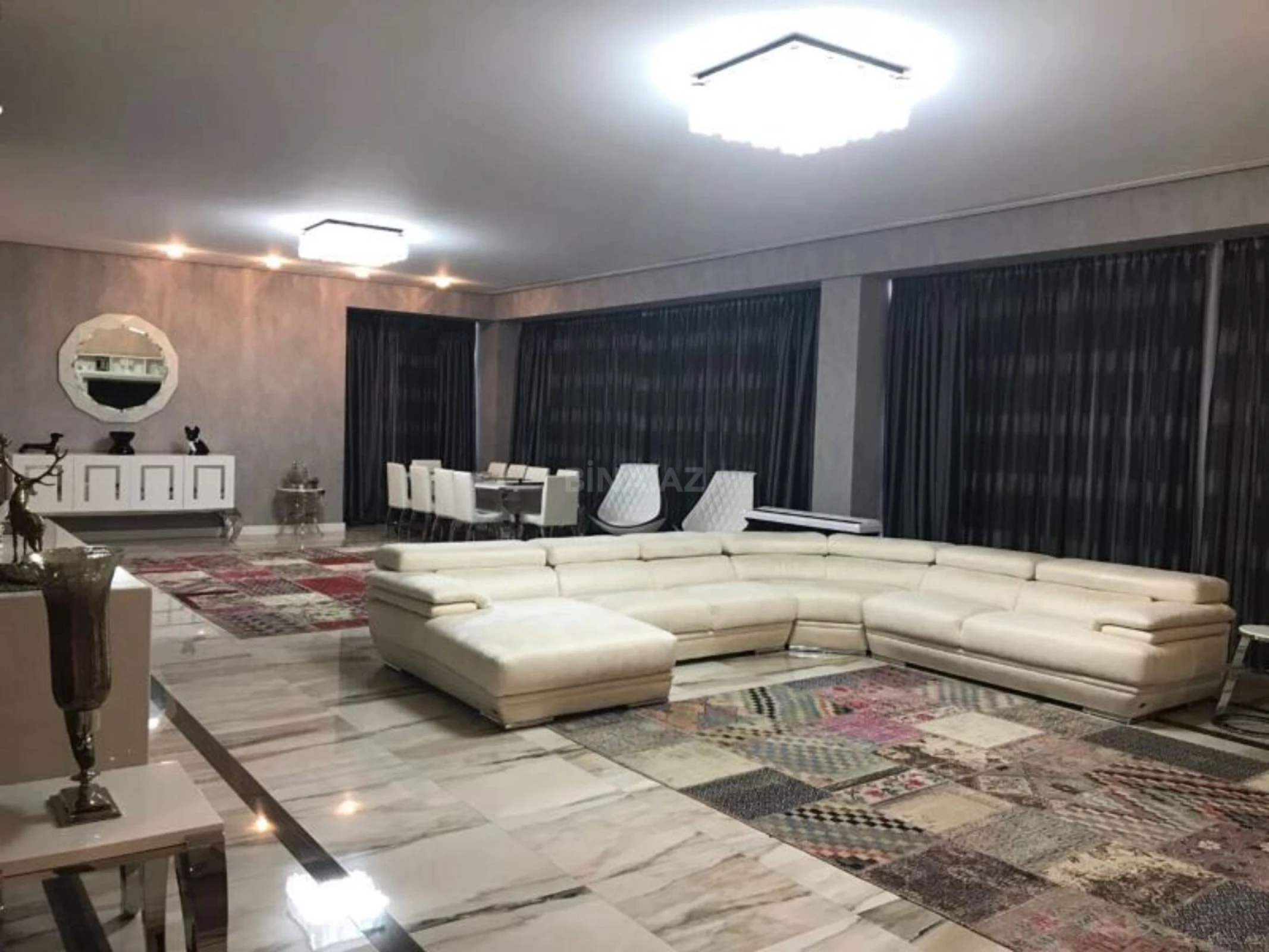 Satılır 6 otaqlı həyət evi 450 m²