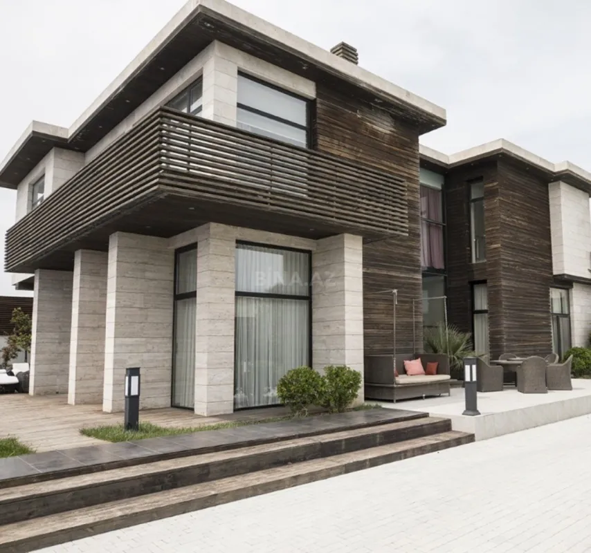 Satılır 6 otaqlı həyət evi 450 m²