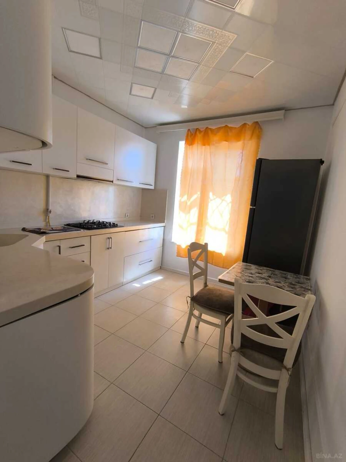 Kirayə verilir 3 otaqlı mənzil 90 m²