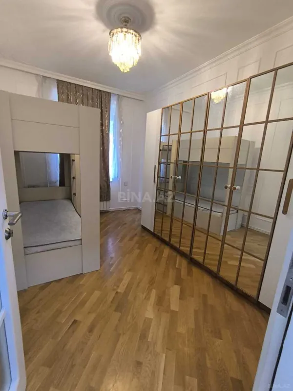 Kirayə verilir 3 otaqlı mənzil 90 m²