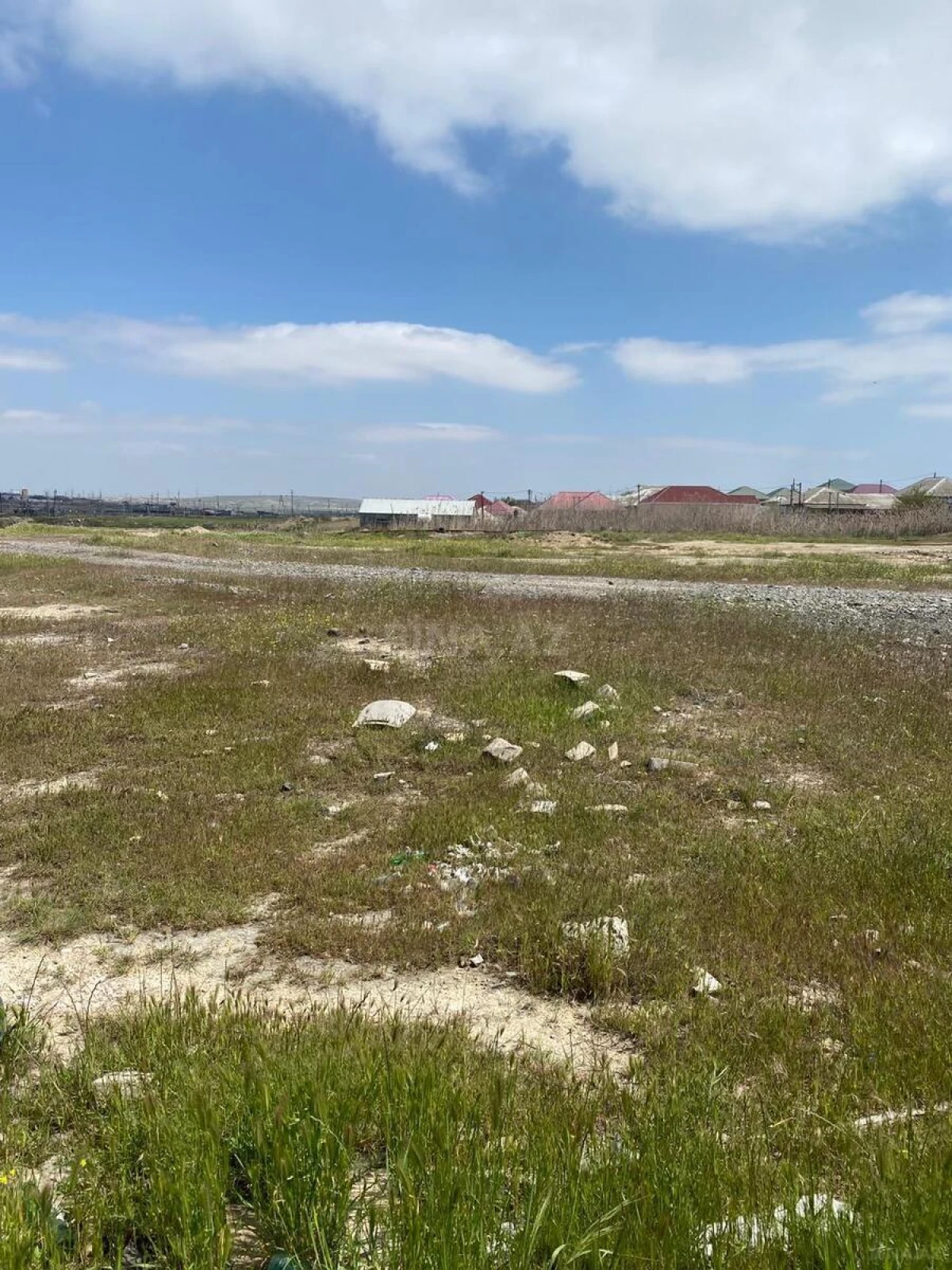 Satılır torpaq sahəsi 200 m²