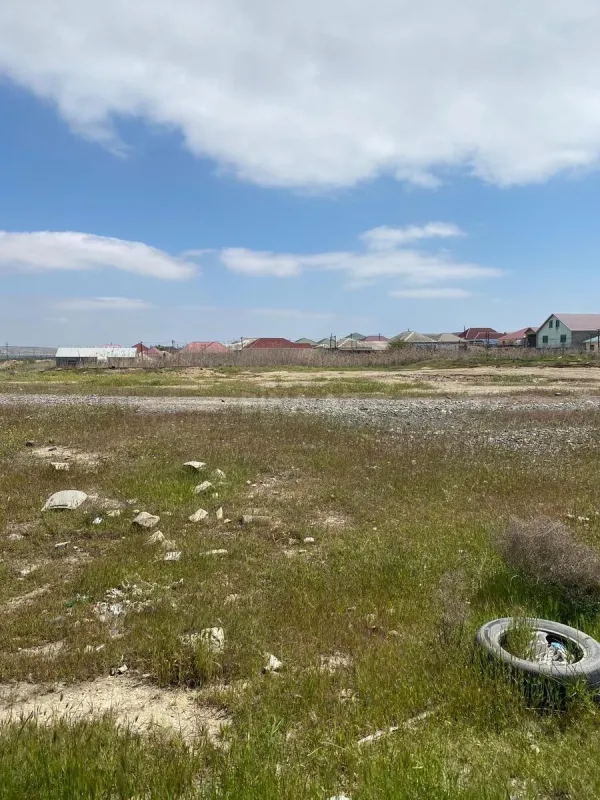 Satılır torpaq sahəsi 200 m²