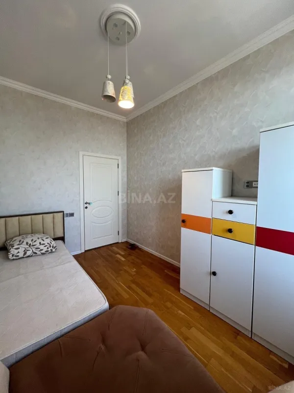 Satılır 3 otaqlı mənzil 66 m²