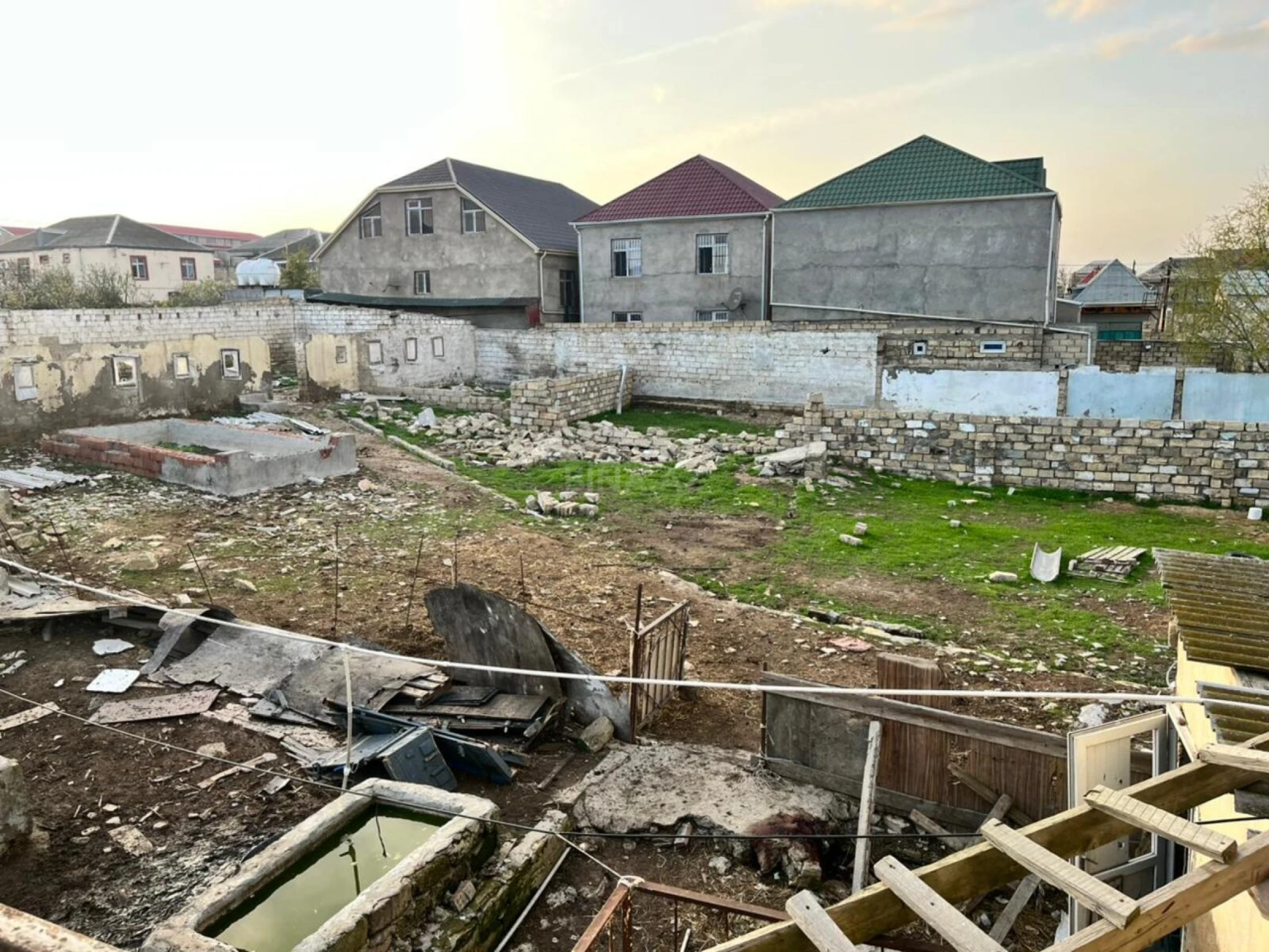 Satılır torpaq sahəsi 8 m²