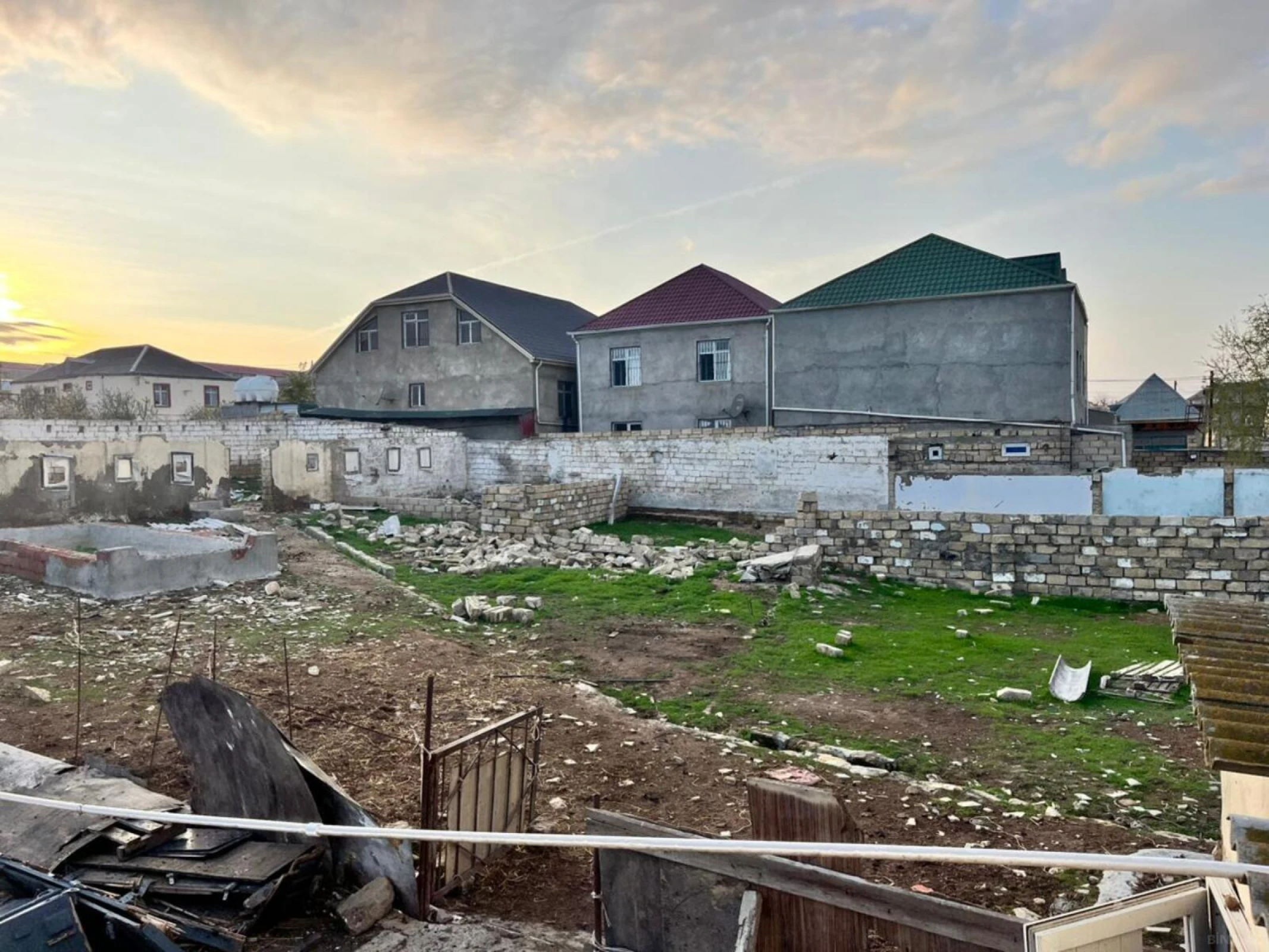 Satılır torpaq sahəsi 8 m²