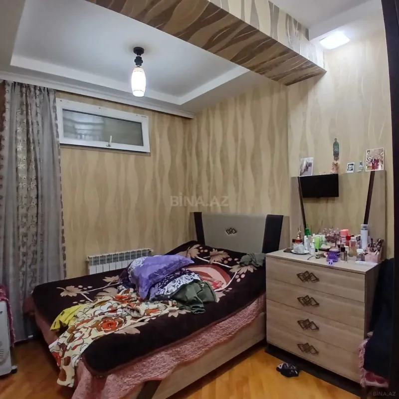 Satılır 2 otaqlı mənzil 65 m²