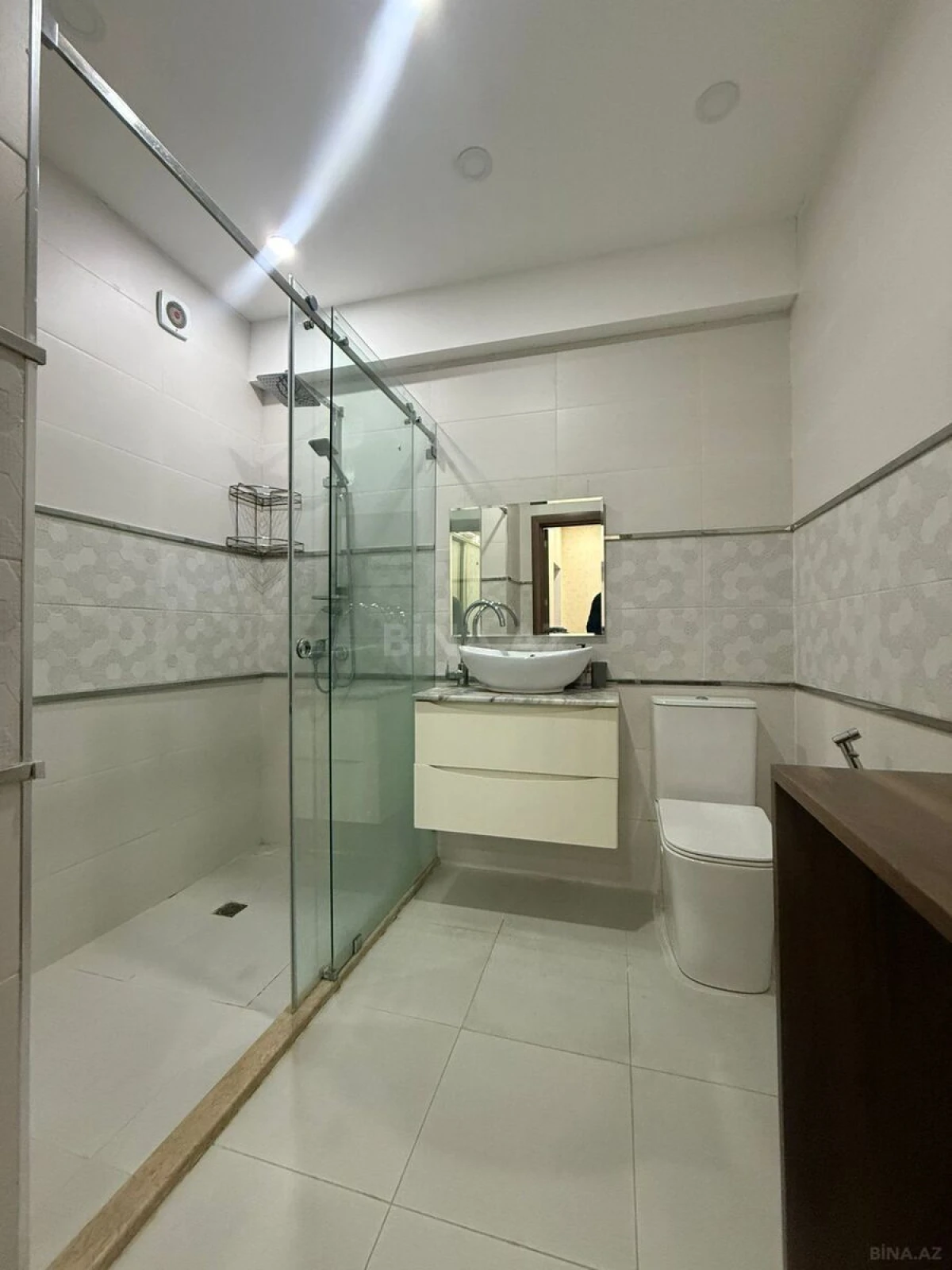 Satılır 2 otaqlı mənzil 55 m²