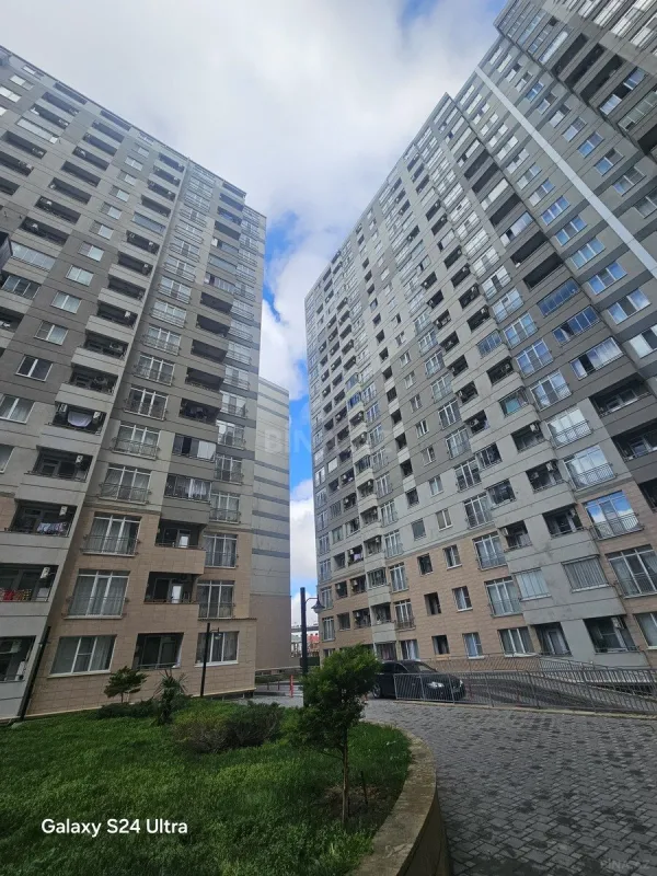 Kirayə verilir 2 otaqlı mənzil 70 m²