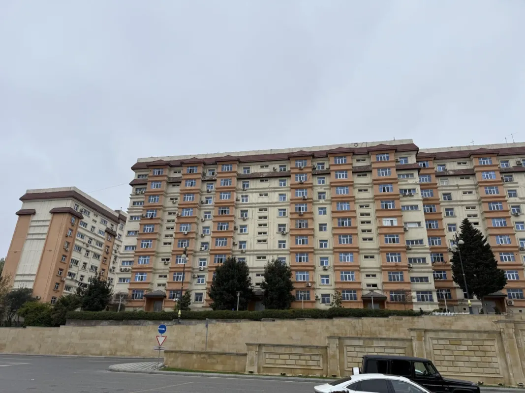 Satılır 3 otaqlı mənzil 70 m²