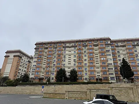 Satılır 3 otaqlı mənzil 70 m²
