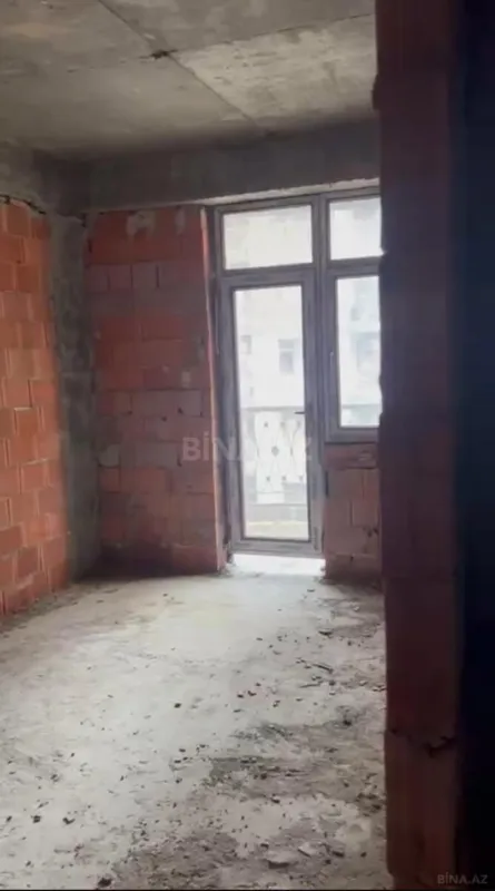 Satılır 3 otaqlı mənzil 120 m²