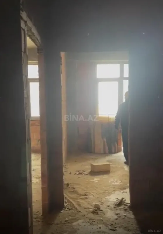 Satılır 3 otaqlı mənzil 120 m²