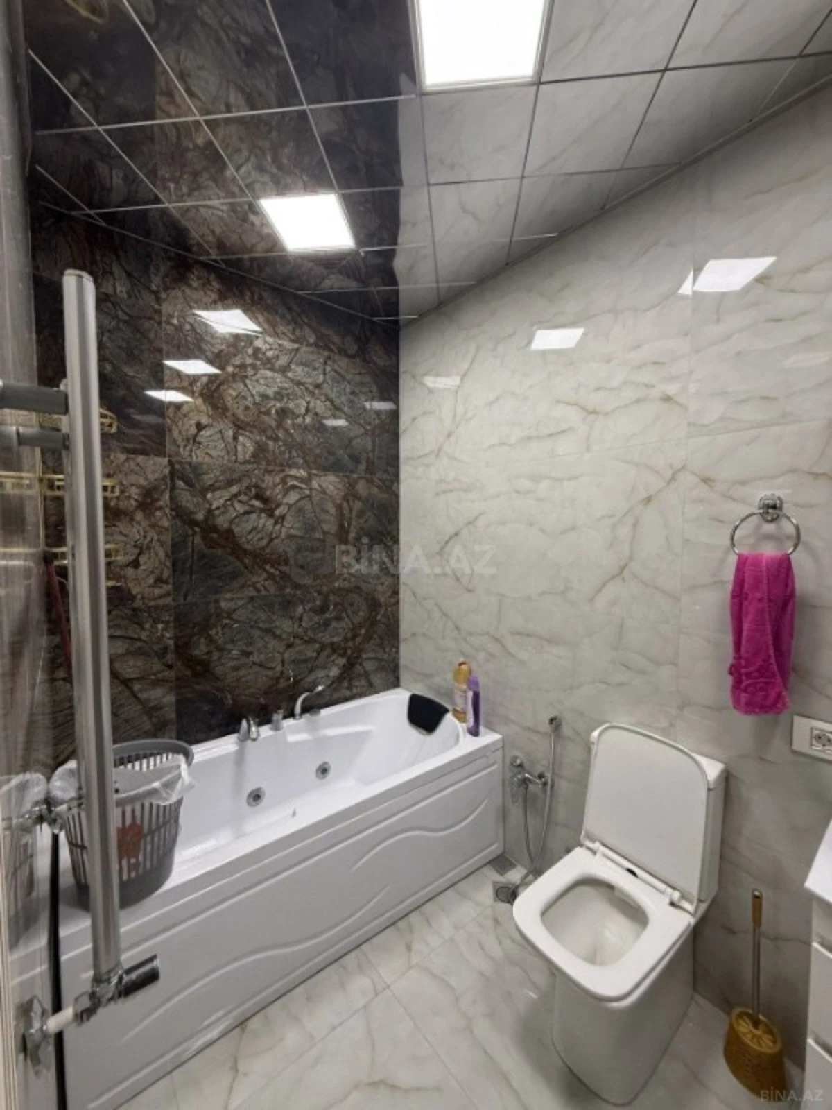 Satılır 4 otaqlı mənzil 173 m²