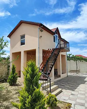 Kirayə verilir 3 otaqlı həyət evi 155 m²
