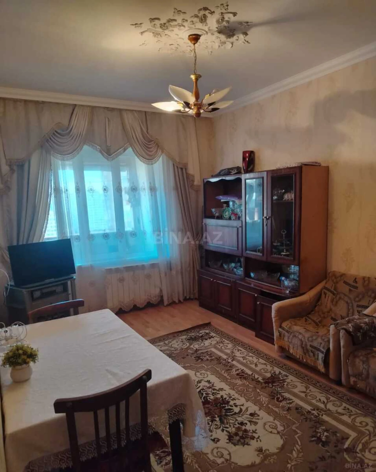 Satılır 2 otaqlı mənzil 65 m²